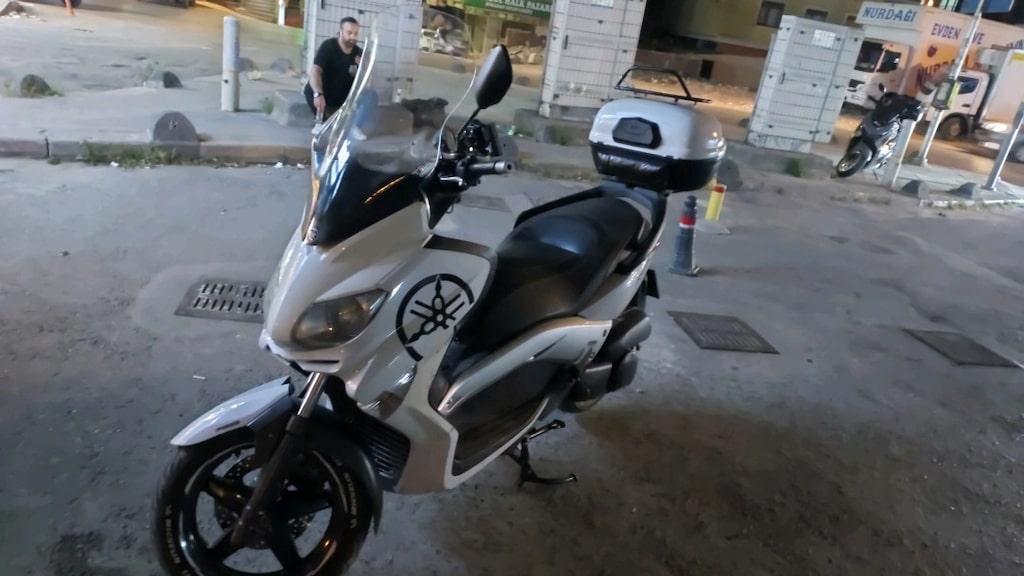 Kacirilmayacak Firsat xmax 250 abs 2011 model - 3