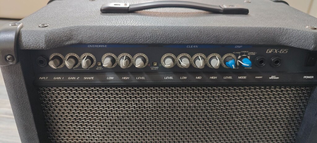 CRATE GFX-65 Gitar Amfisi USA - 6