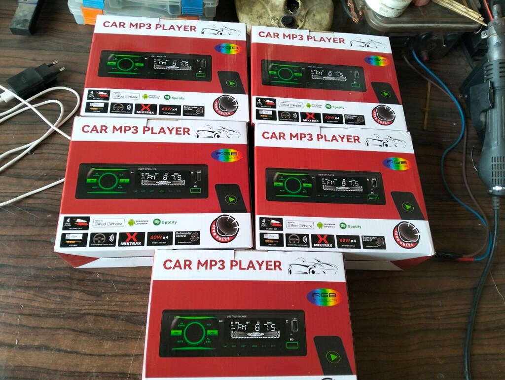 oto teyip montaj bağlantı dahil usb bulututh aux 2 amfi çıkış RGB isik - 9