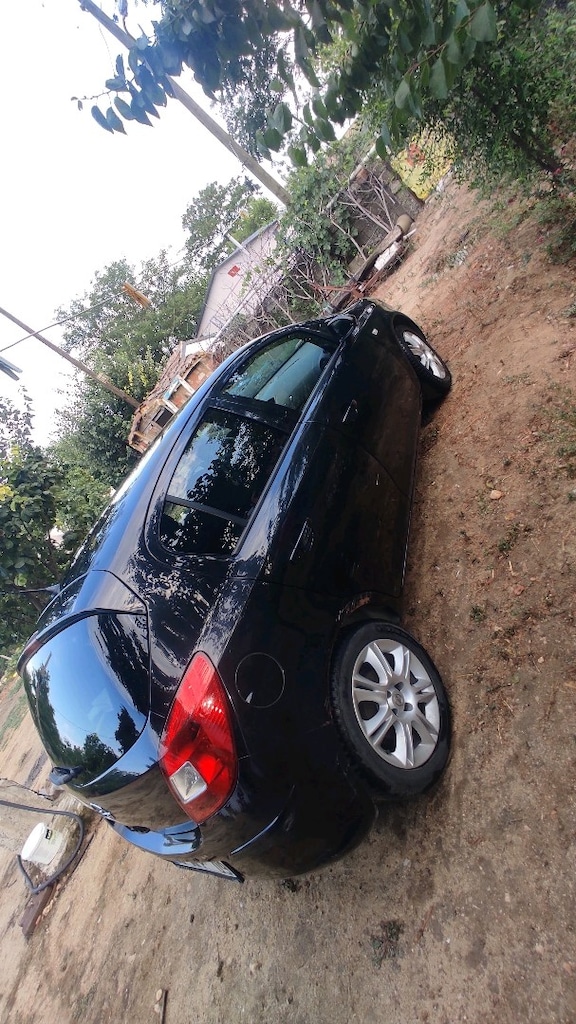 Opel Corsa 2010 model 125 binde - 8