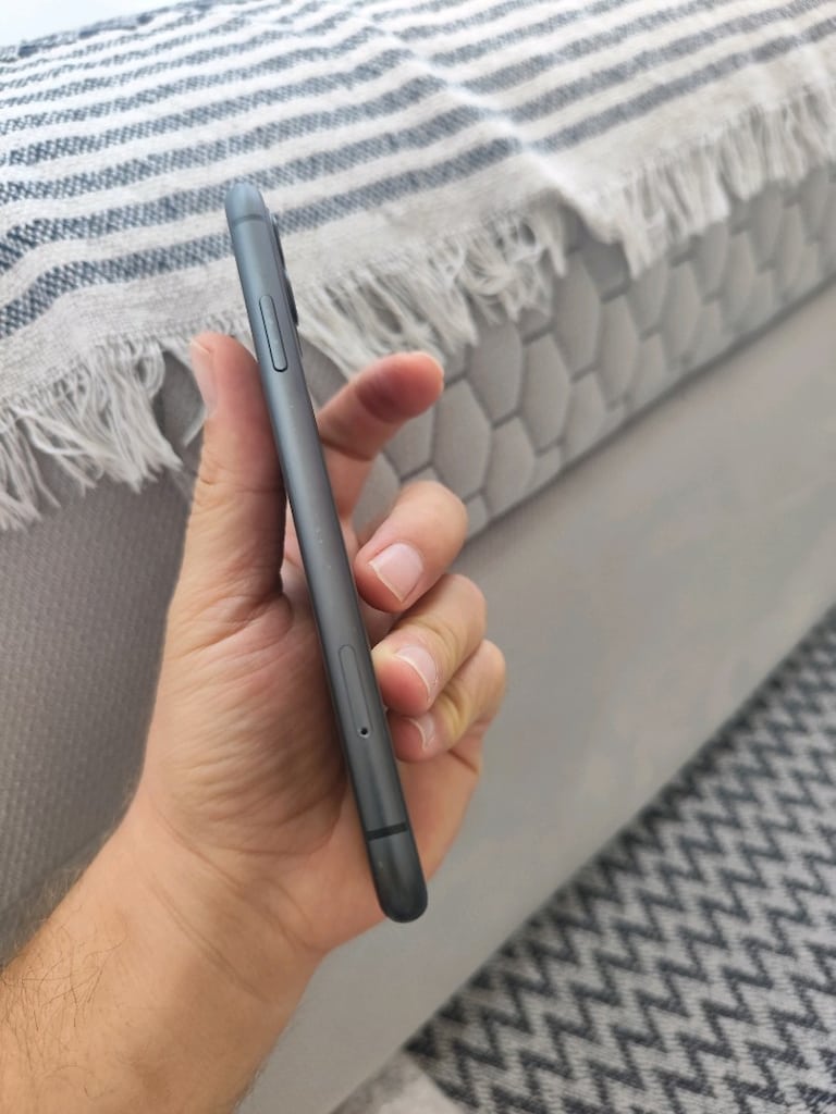 iphone 11 128gb Türkiye cihazi orjinal tamirsiz herşey aktif pil 100 - 3