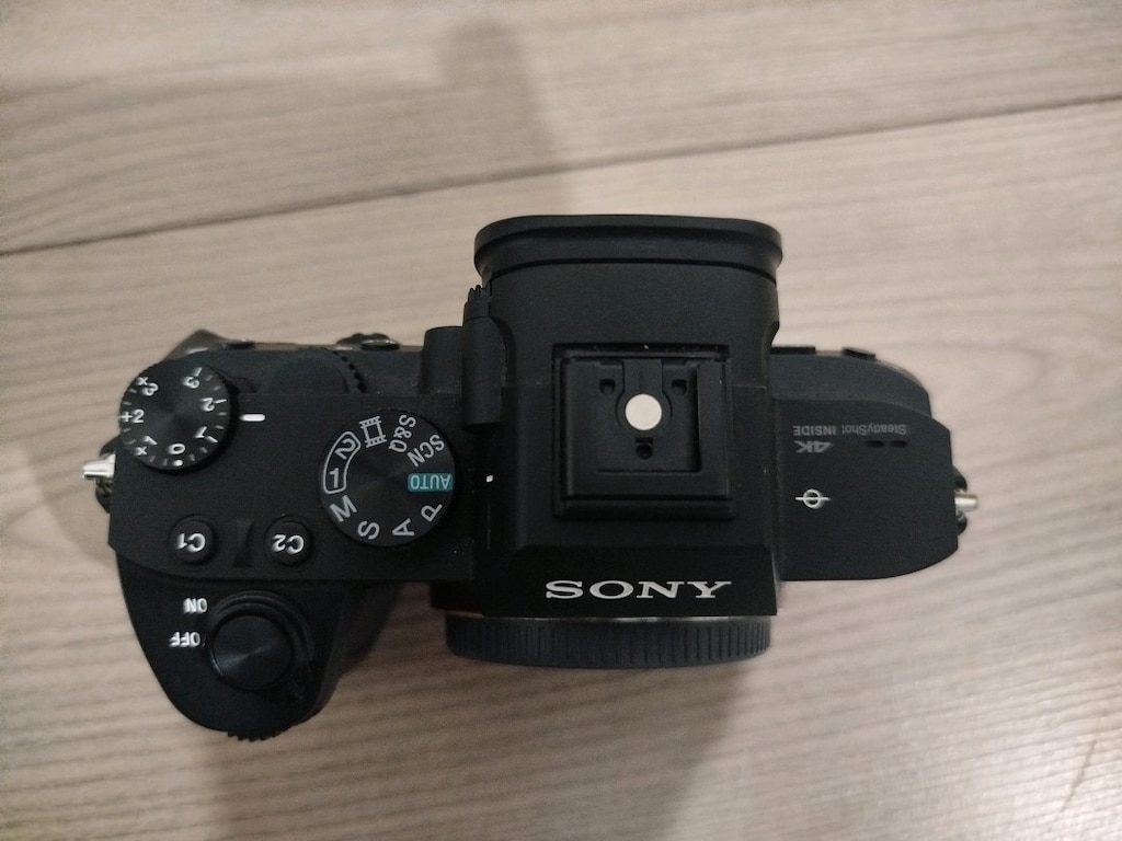 Sony A7 3 Body - 12