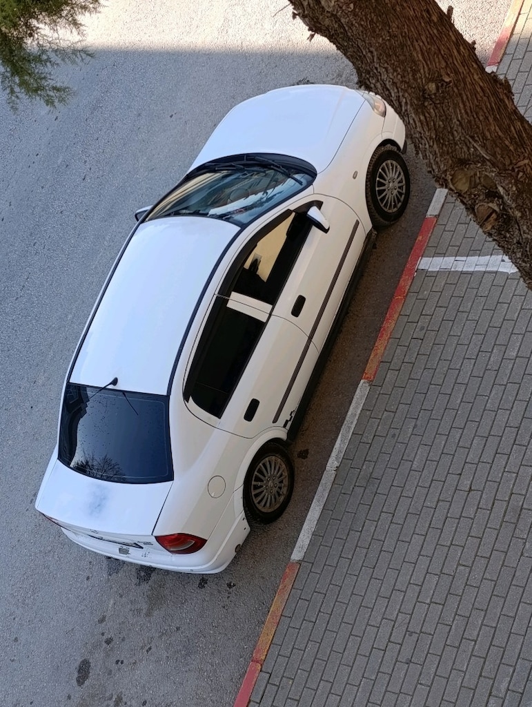 Beyaz Opel - 10