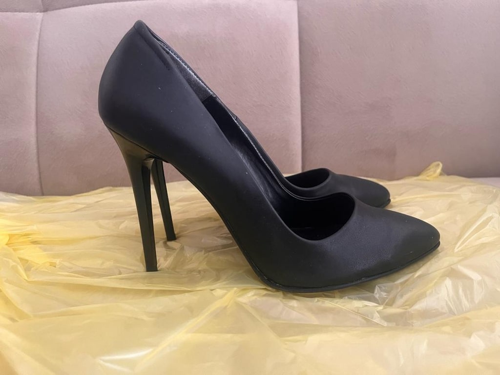Siyah Stiletto Ayakkabı - 2
