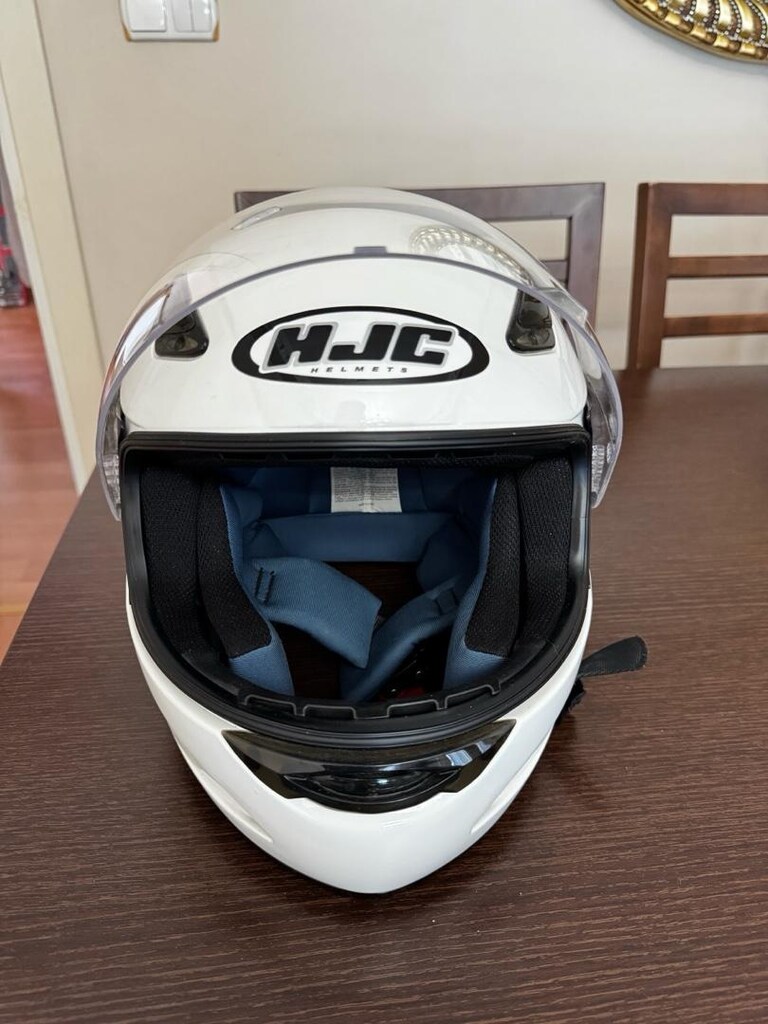 HJC MOTOR KASKI TERTEMİZ SIFIRA YAKIN 1-2 KEZ KULLANILMIŞ - 3