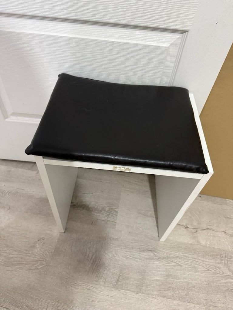 Boy Aynalı Takı Dolabı + Makyaj Masası + Tabure | Çok Amaçlı - 3