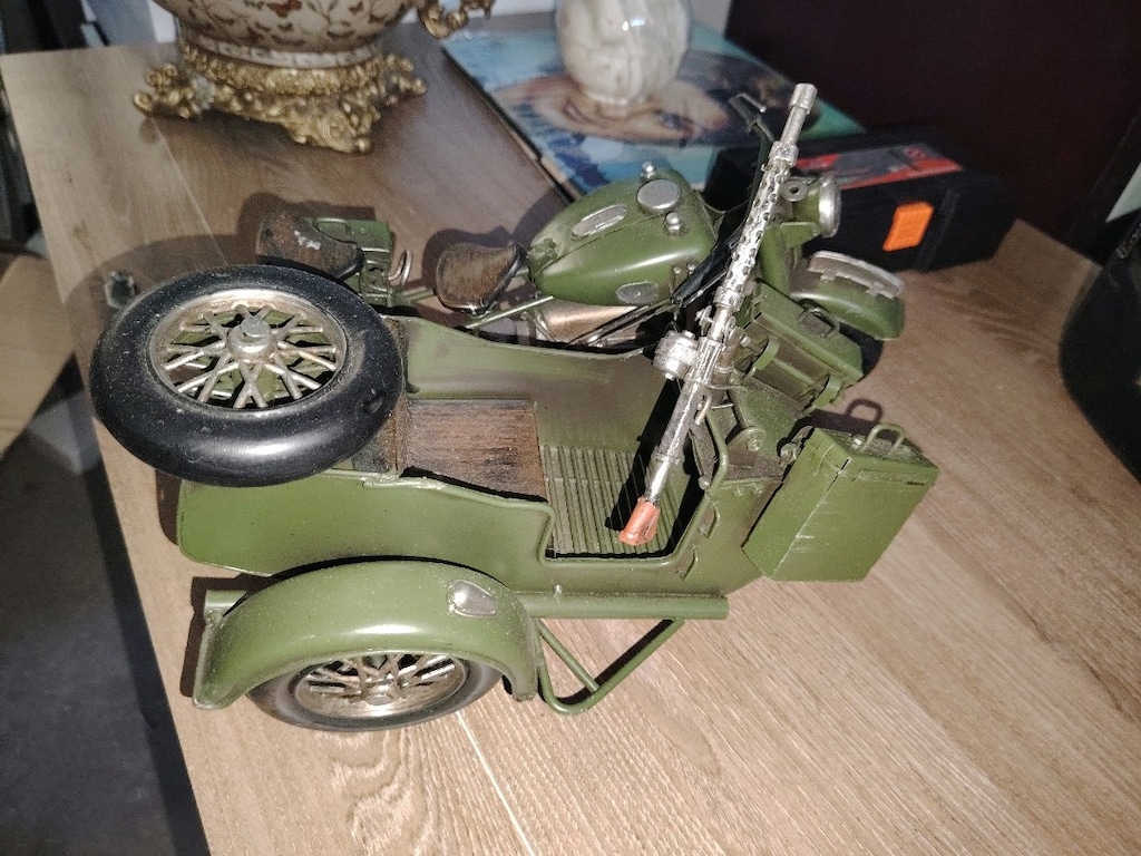 Vintage motorsiklet - 3