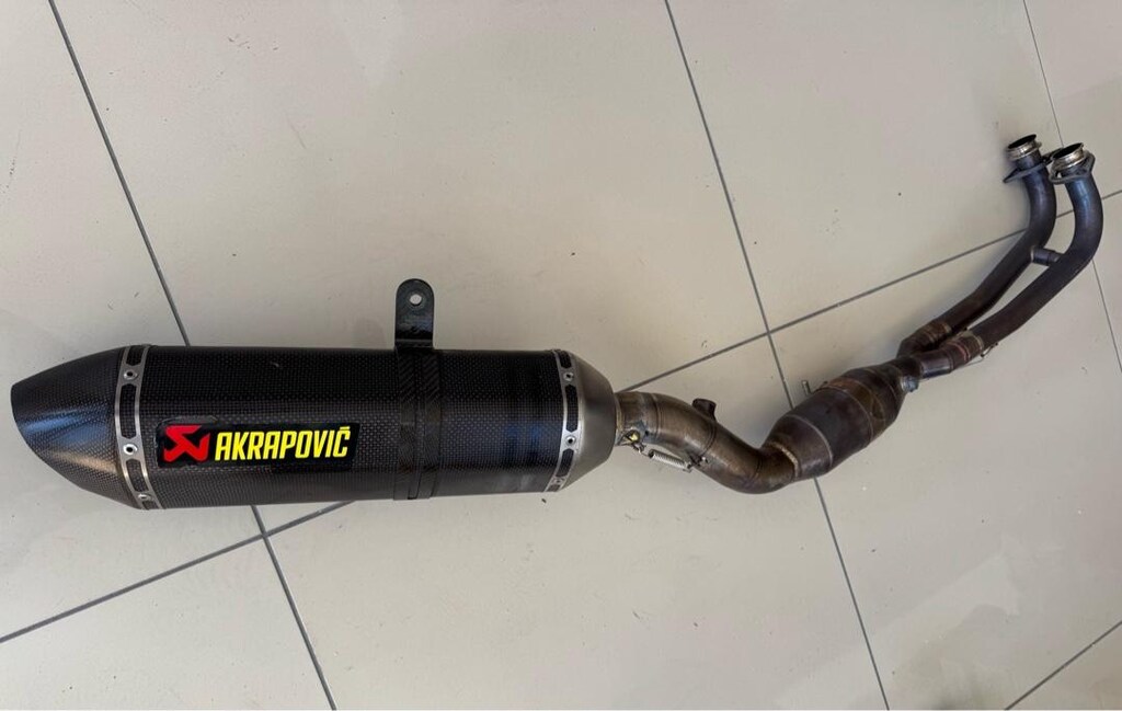 akrapovıc egsoz - 2