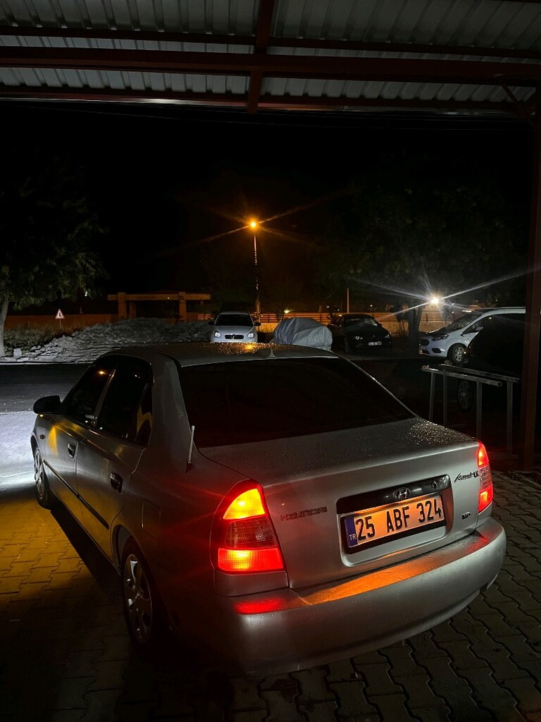 Hyundai Accent milenyum 1.3 klimalı - 6