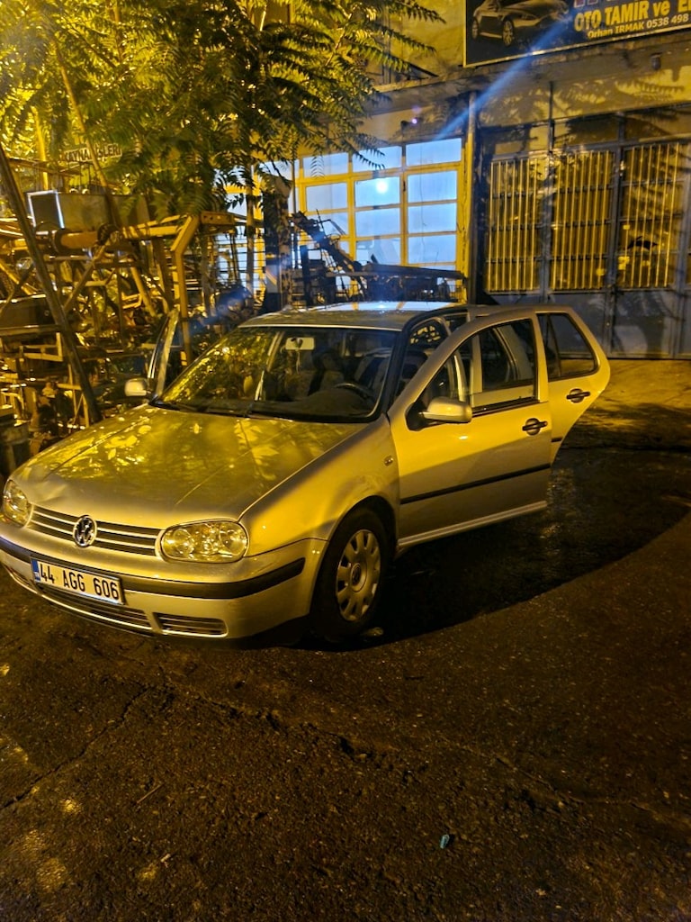 2003 model golf - 8
