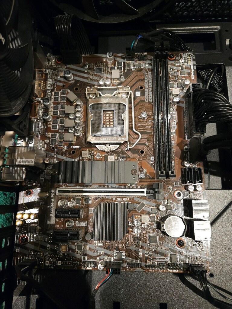 MSI B460M-A PRO LGA 1200 Intel Anakart - 5