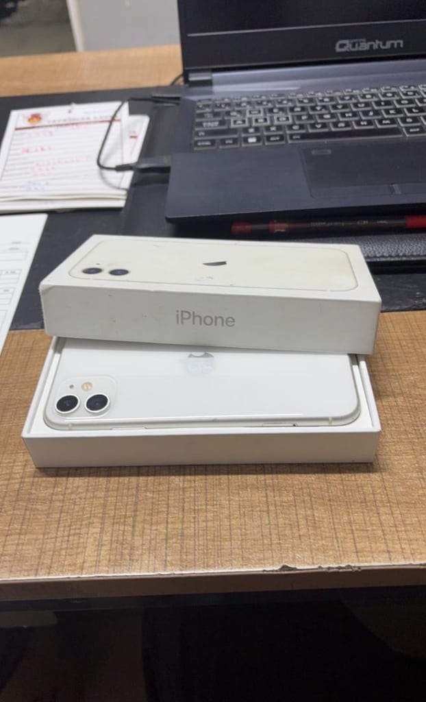 Beyaz Apple Akıllı Telefon - 9