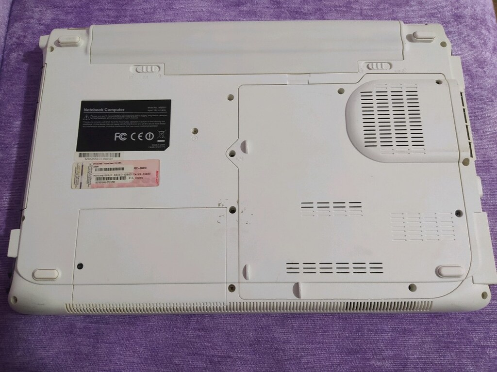 Casper Laptop - i3 İşlemci / ÇANTA / MAUSE - 8
