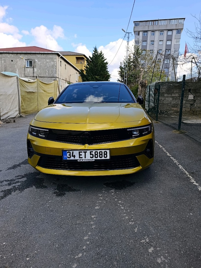 Opel Astra 2023 GS - 4