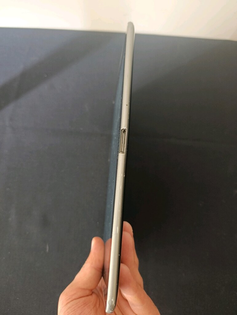 SAMSUNG TABLET - 6