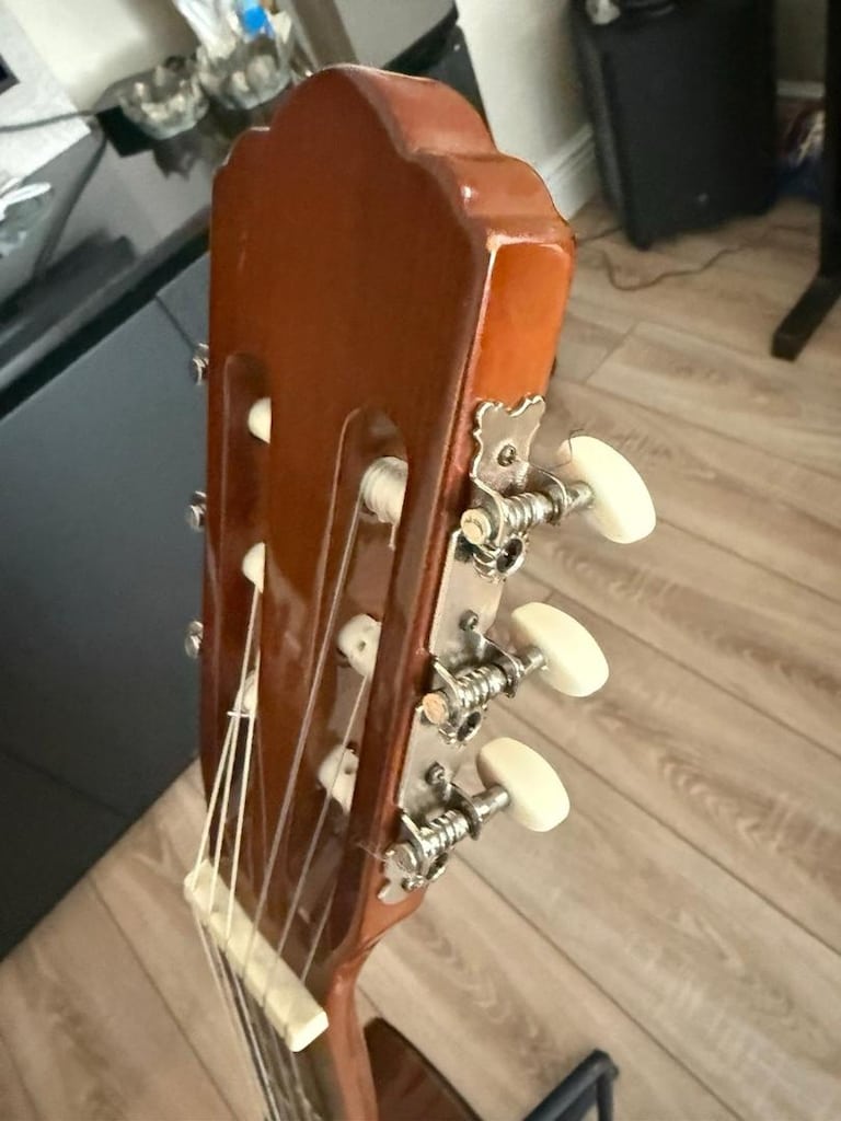 gitar Elektro (presto luthier) - 5