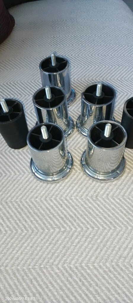 BAZA KROM AYAKLAR 7,5cm - 4