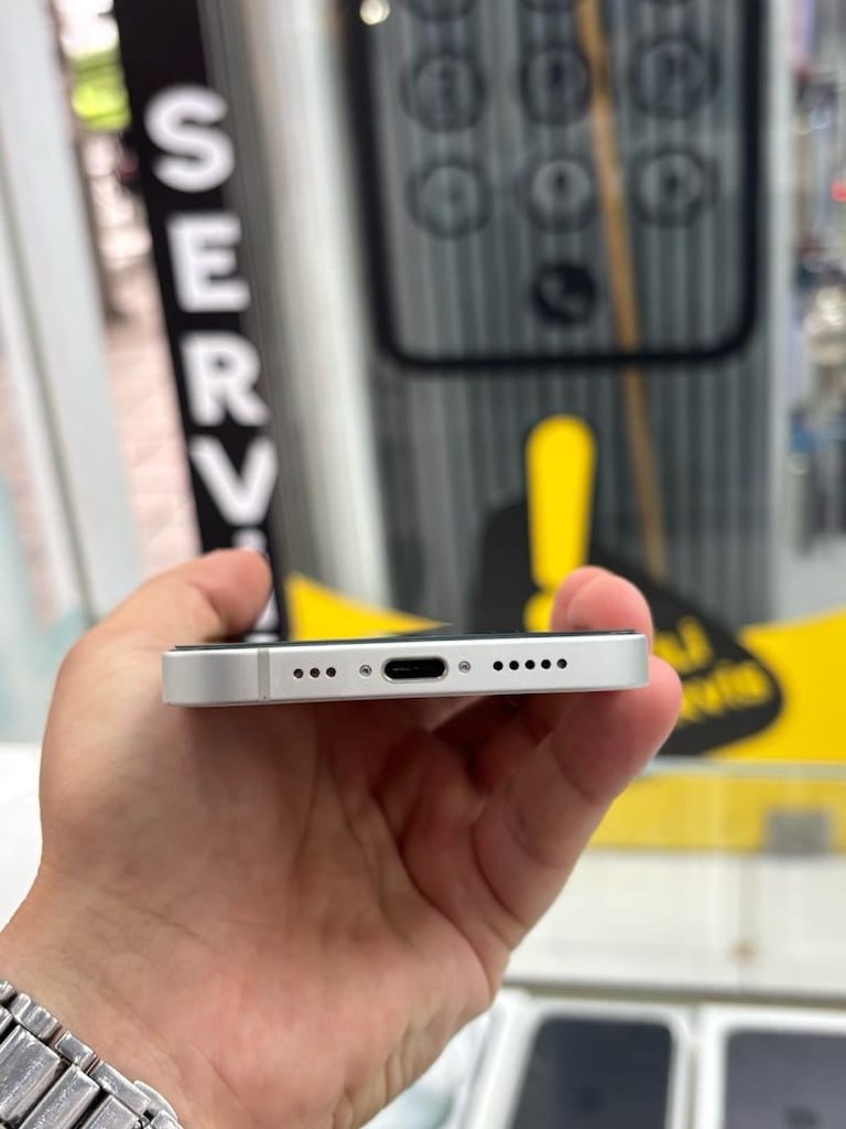 12 AY GARANTİLİ İPHONE 16E 128 PİL 94 - 8