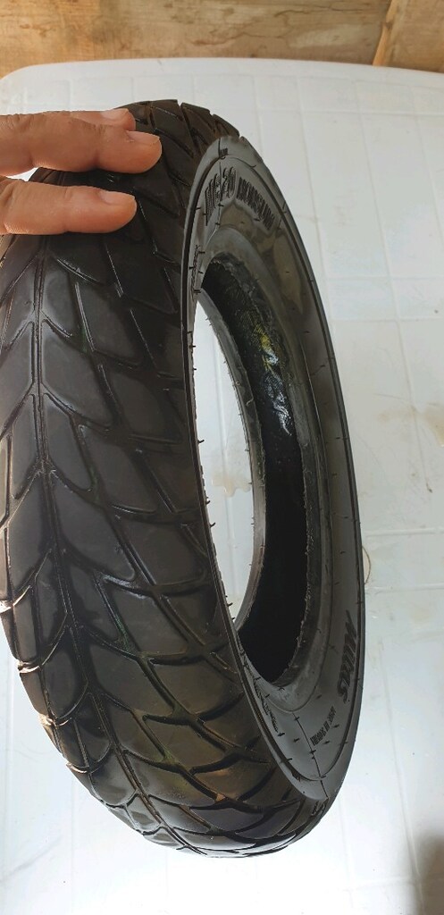 UNİLLİ Marka Scooter Motorsiklet Lastiği (100/90-10 Jant Ebatında) - 2