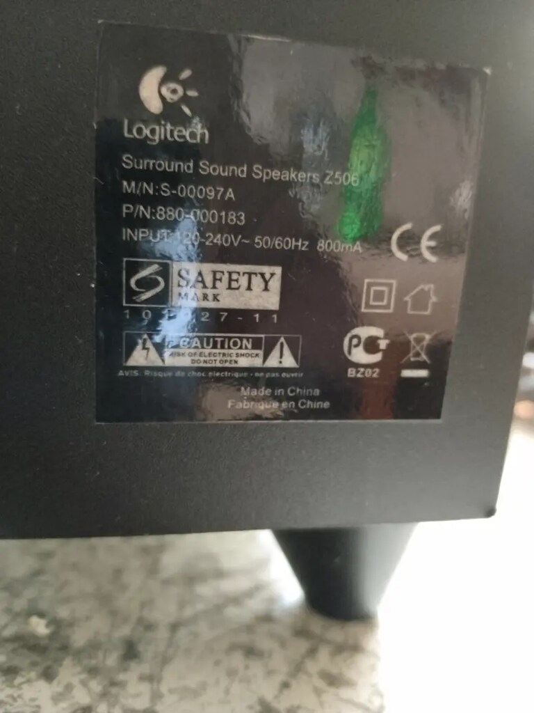 AZ VE TEMİZ KULLANILMIŞ LOGİTECH - Z506 M/N - S - 00097A. 5 + 1 - 11
