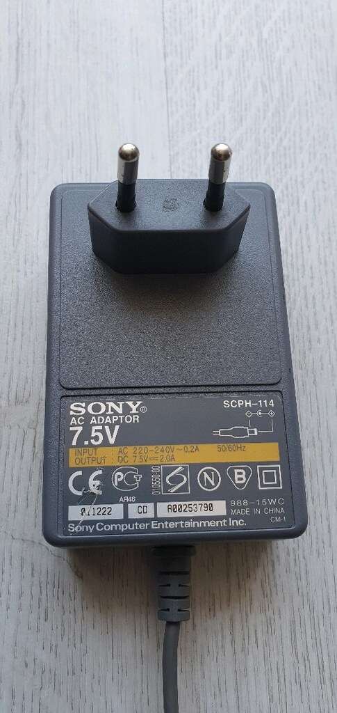 SONY PlayStation 1 ve dijital kamera güç adaptörü SCPH-114 7.5V 2A - 3