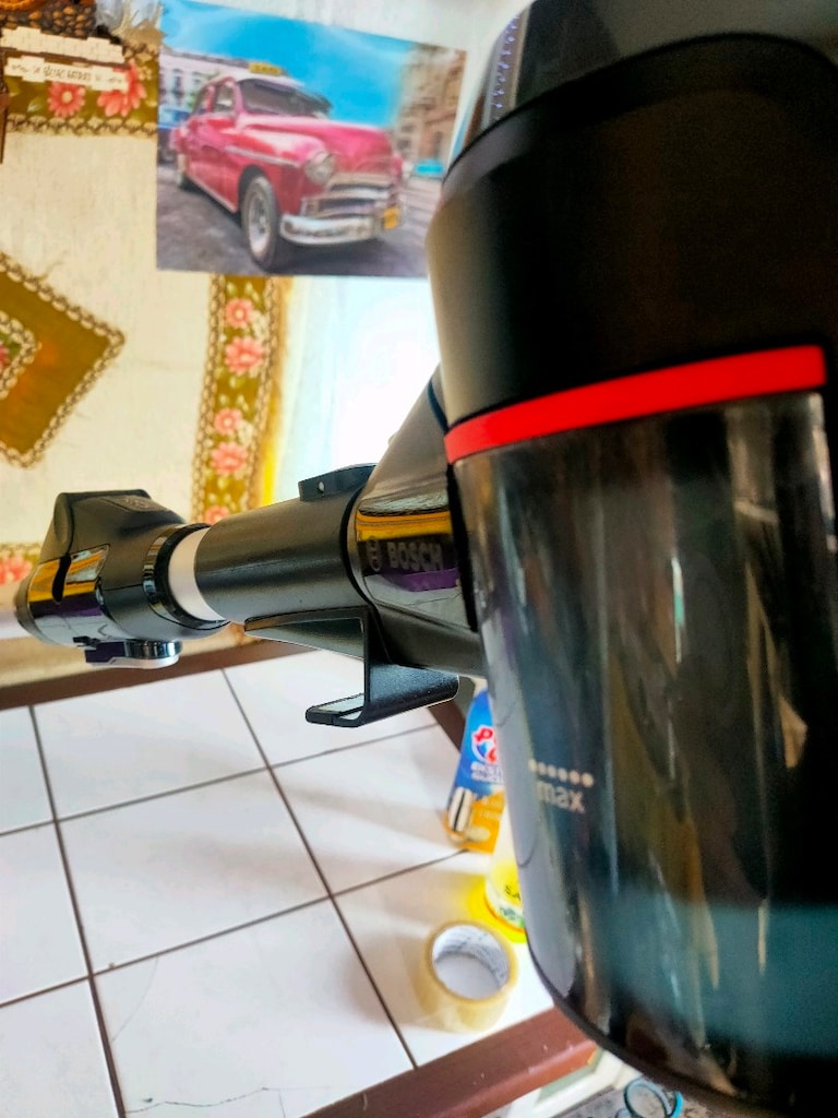 Bosch Unlimited Seri 6 ve Seri 7 şarjlı dikey süpürgeler ile uyumlu ol - 4
