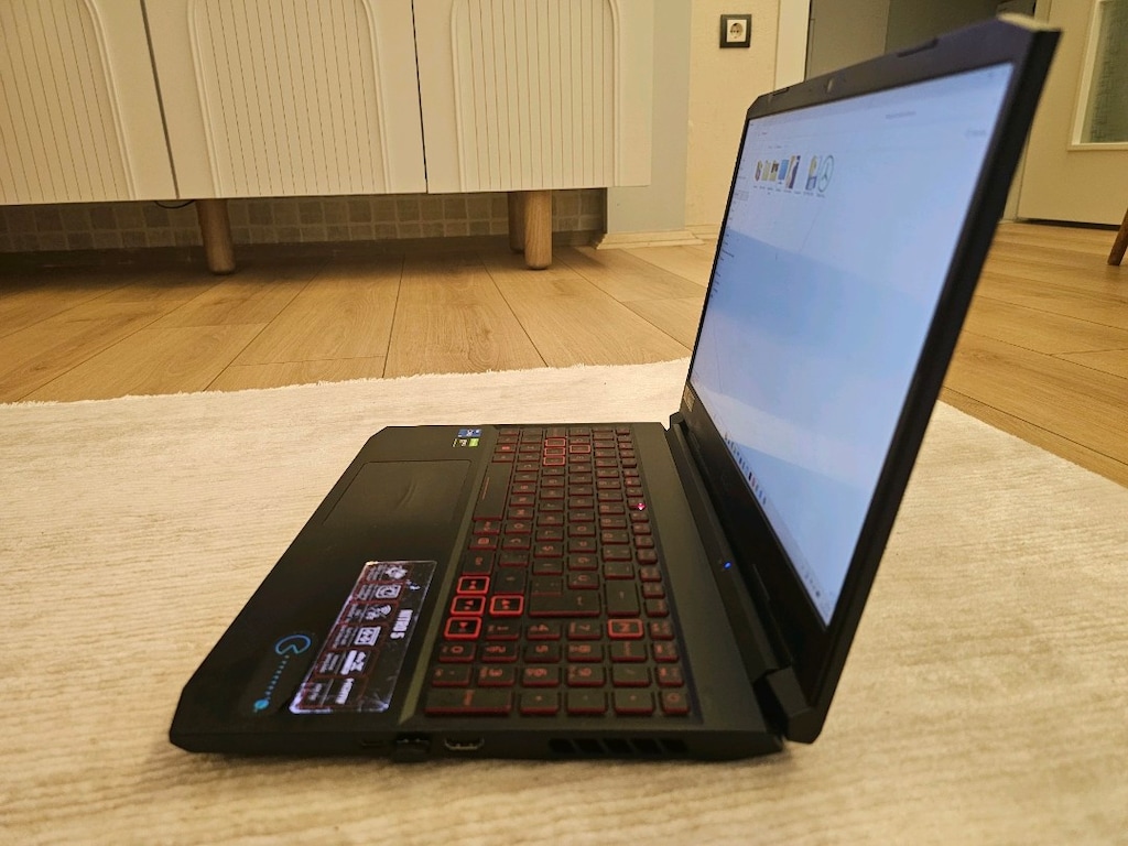 Acer Nitro 5 16 GB RAM GTX 1650 Laptop - 4