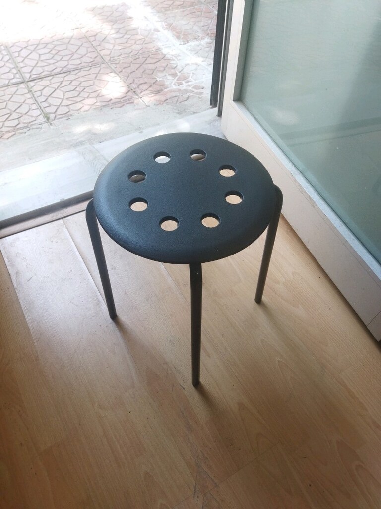 plastik tabure Ikea siyah - 3