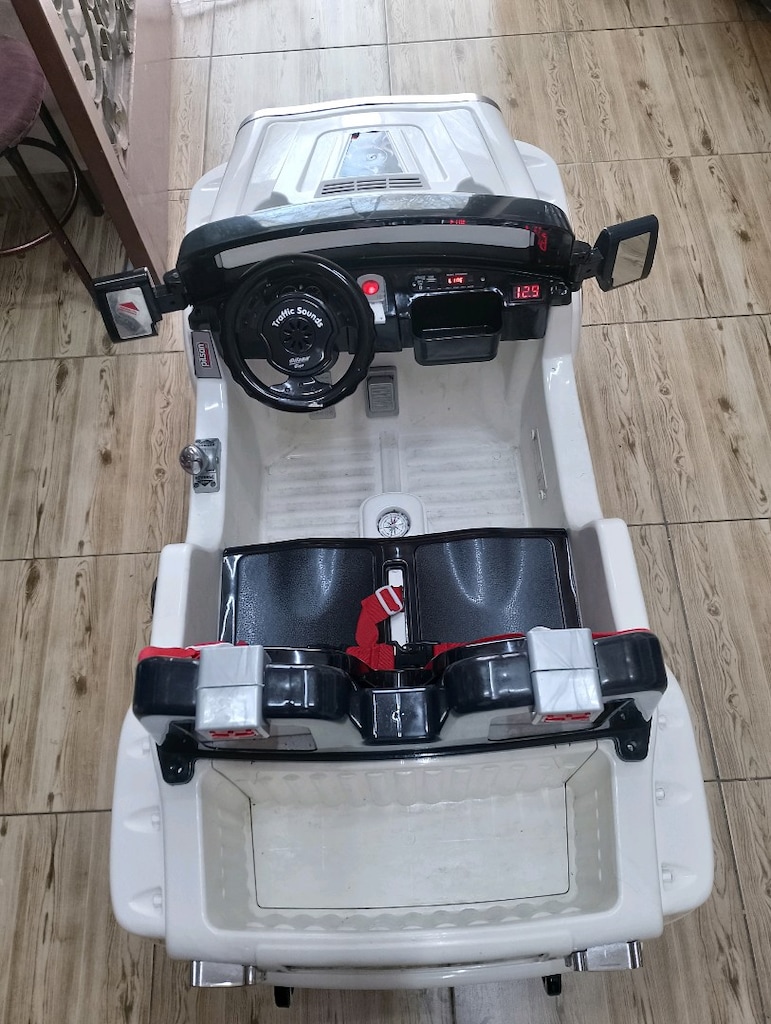 İNCİ AKÜLÜ ARABA 12V KUMANDALI ÇİFT KİŞİLİK JİP USB MP3 - 11