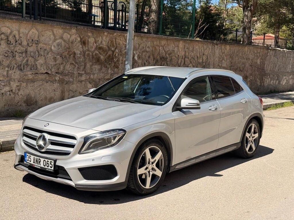 MERCEDES GLA 180CDI AMG 2015 - 2