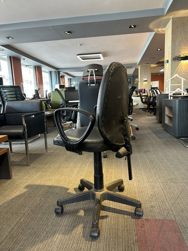 KLAS OFİS ÜSKÜDAR DERİ SABİT KOLÇAKLI ÇALIŞMA KOLTUĞU - 4