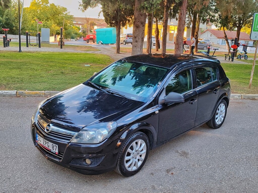 2 adet Dizel otomatik Opel Astra - 4