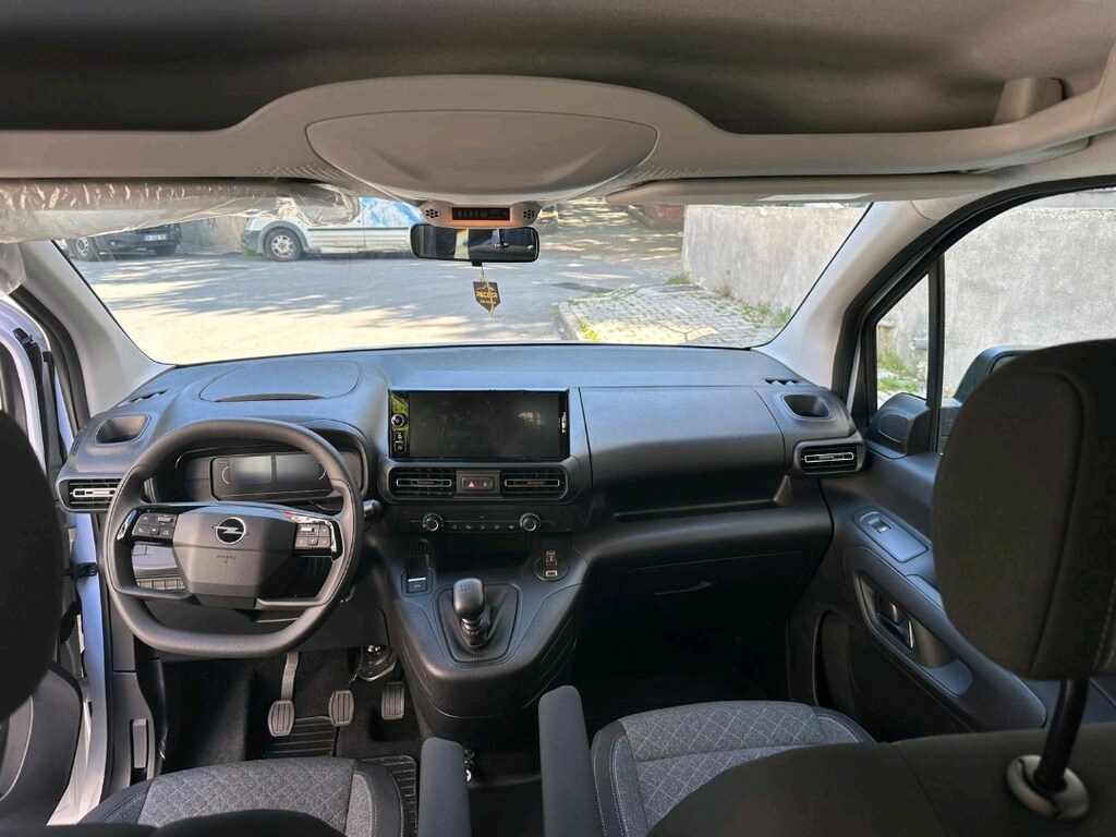 Opel combo life essential - 11