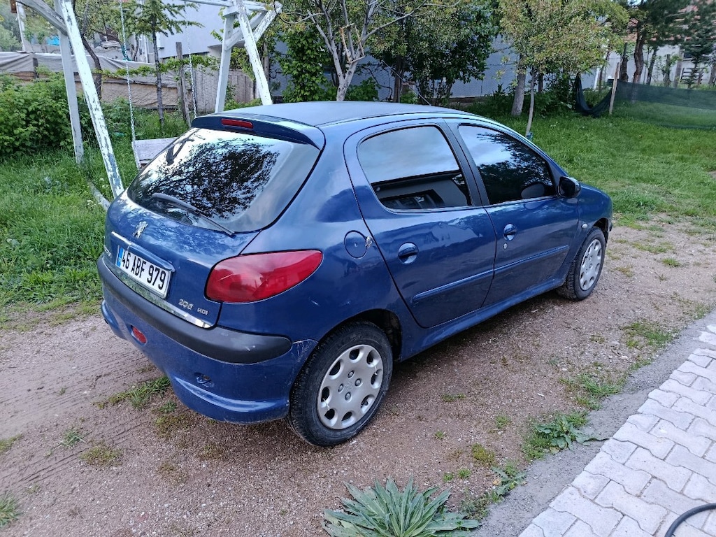Temiz Bakımları Yapılmış 206 2006 model - 2