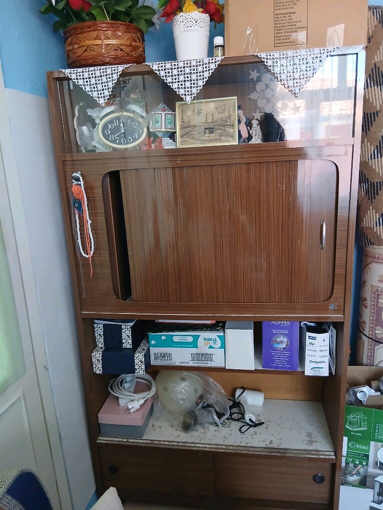 Televizyon dolabı Antika - 2