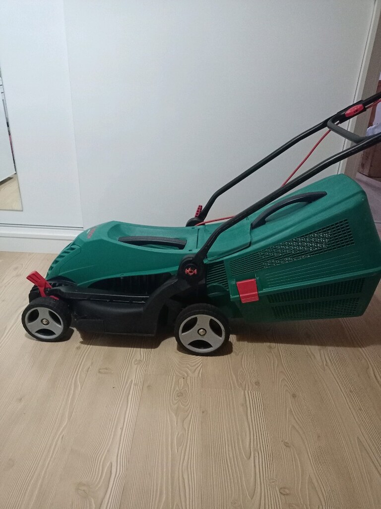 BOSCH ARM 37 ELEKTRİKLİ ÇİM BİCME MAK. - 2