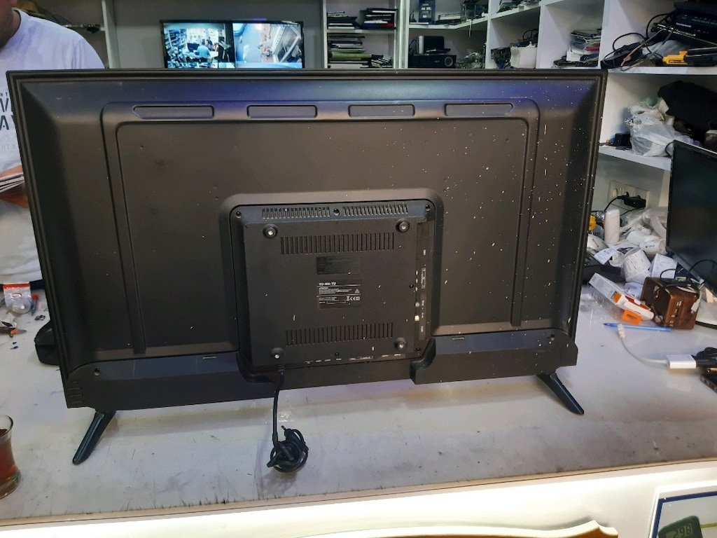 Yumatu 32 inç 82 ekran led tv - 5