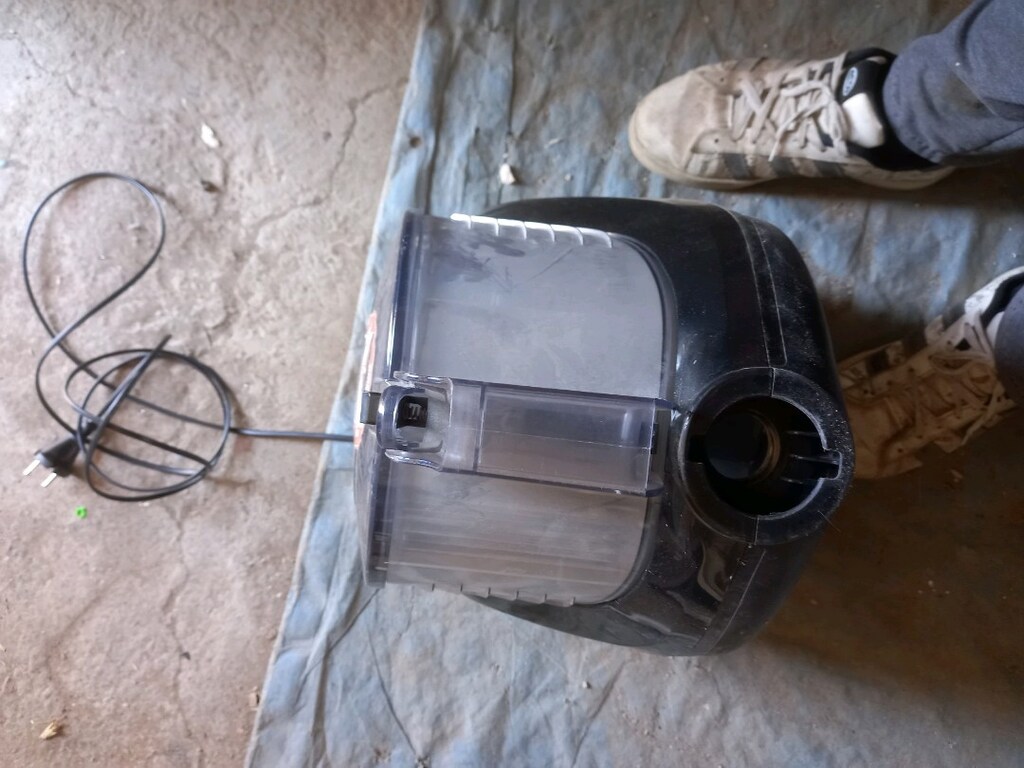 simbo marka elektrik süpürgesi, çalışır durumdalar, ihtiyaç fazlası. - 8