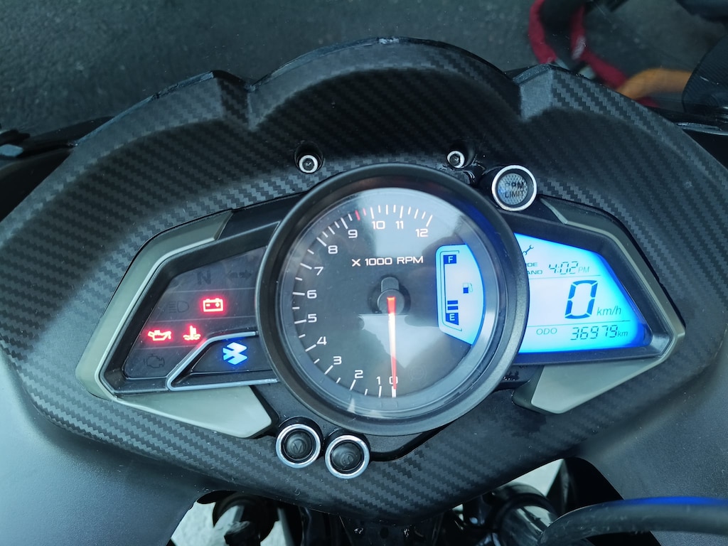 Bajaj Pulsar RS 200 | Orijinal KM | Bakımlı | Masrafsız - 8