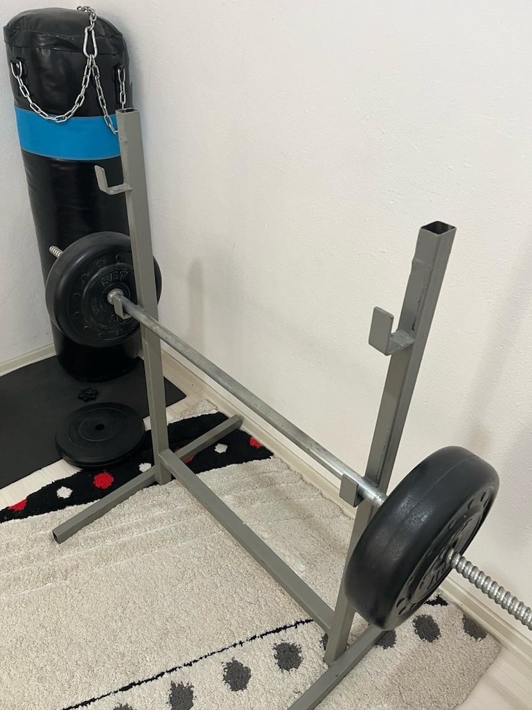 Squad ve bench standı + bar - 2