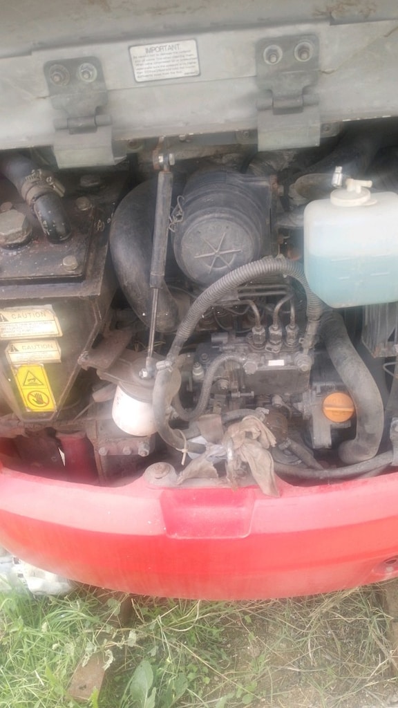 Kırmızı Mini Ekskavatör - 3
