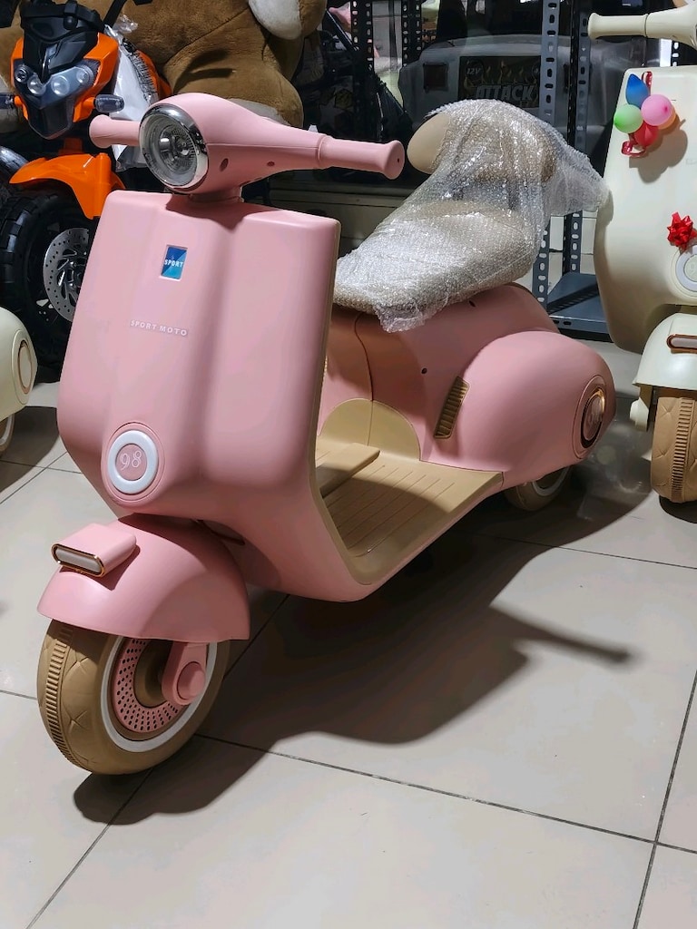(KAMPANYA) BÜYÜK BOY VESPA KUMANDALI&MANUEL AKÜLÜ ARABA SCOOTER MOTOR - 2