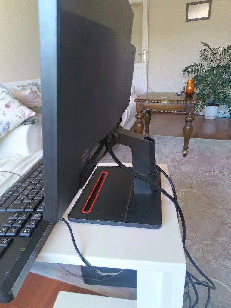 i5 4460 CPU interl core 4.30 GHz 128 GB 22 inch LENOVO Monitör - 4