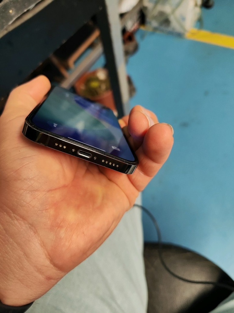 iPhone 12 pro - 2