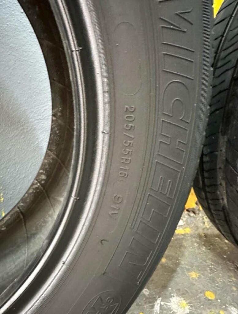 205 55 16R Michelin Lastik %60 - 2