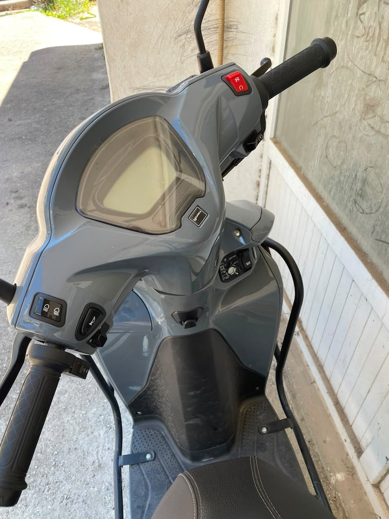 300 KM.DE 125 CC MOTOR. - 8