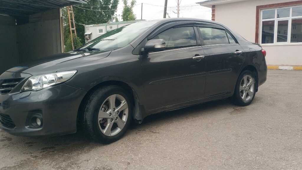 2011 Toyota Corolla 1.4 D-4D ELEGANT M/T - 3
