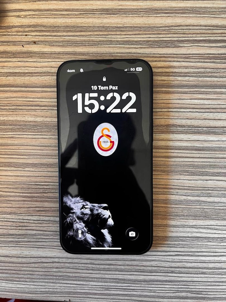 6 aylık temiz iphone 16e 128GB - 3