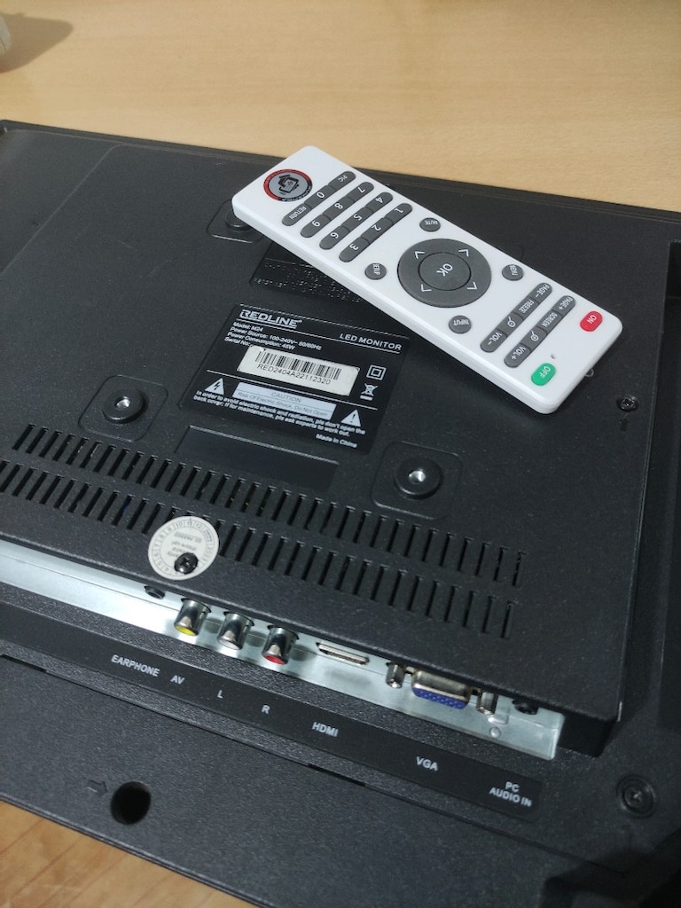 LED televizyon 24 inç 62 ekran Redline 12 -220 volt özellikli 2.el - 4