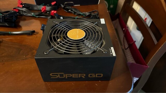 High Power Super GD 750W 80+ Gold Tam Modüler Power Supply